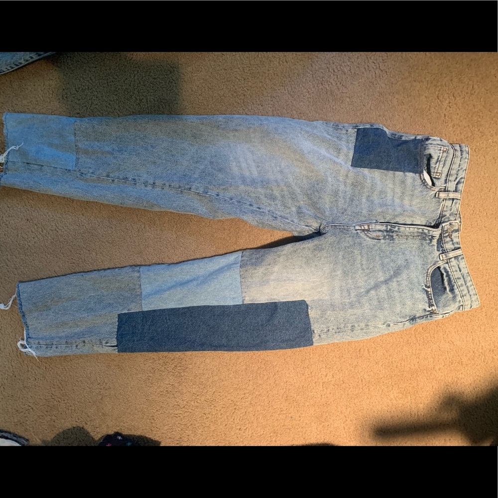 Trendy jeans